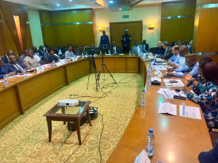 Centrafrique : les élections locales reportées et regroupées aux élections générales de décembre 2025 1000060256